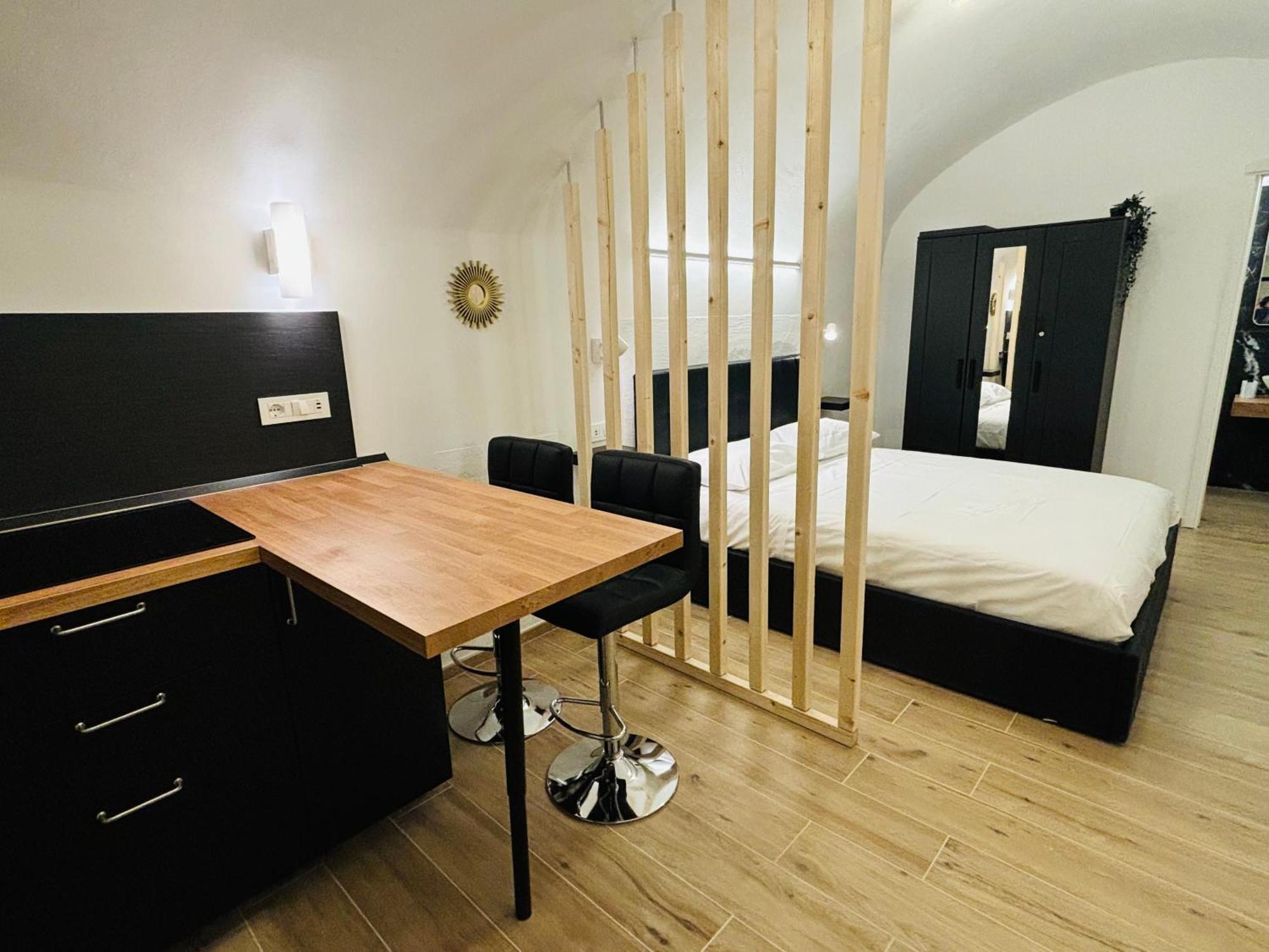 La Petite Suite Sanremo Exteriör bild